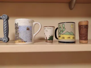 Tazas y jarras de ciudades y países