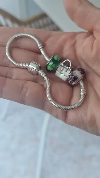 Pulsera Pandora con charms ORIGINAL
