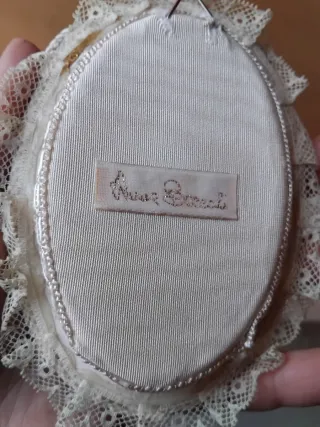 Quadretto ovale decorato