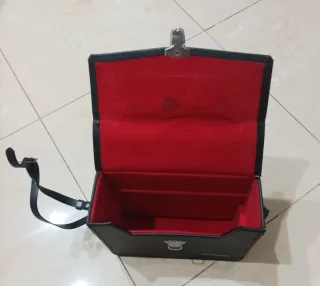 Custodia vintage Chinon per fotocamera