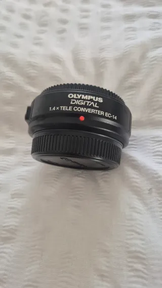 Olympus E510 + Lentes y Accesorios