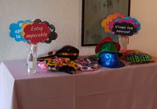 Fotomatón con espejo (cámara, CPU, impresora...)