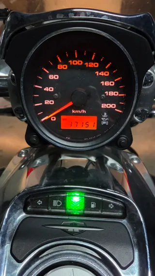 Suzuki Intruder M800 año 2005