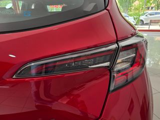 Toyota Corolla 1.8 125H ACTIVE TECH E-CVT