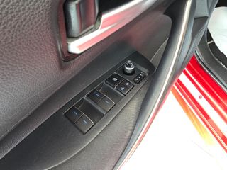 Toyota Corolla 1.8 125H ACTIVE TECH E-CVT