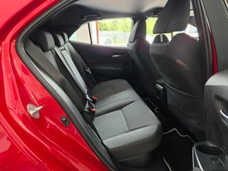 Toyota Corolla 1.8 125H ACTIVE TECH E-CVT