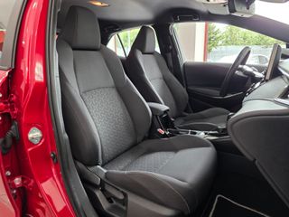 Toyota Corolla 1.8 125H ACTIVE TECH E-CVT