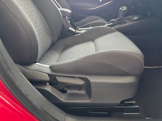 Toyota Corolla 1.8 125H ACTIVE TECH E-CVT