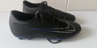 Botas de fútbol Nike Talla 44
