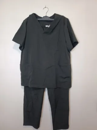 Conjunto negro de trabajo mujer✅