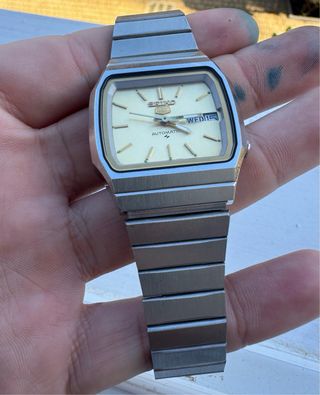 Reloj Seiko 5 Automático Vintage Dorado