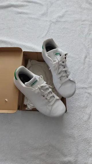 Zapatillas Adidas Blancas y Verdes