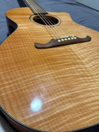 Guitarra acústica Fender