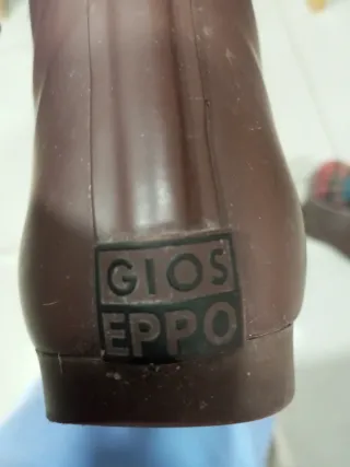 Botas de agua marrones con forro a cuadros