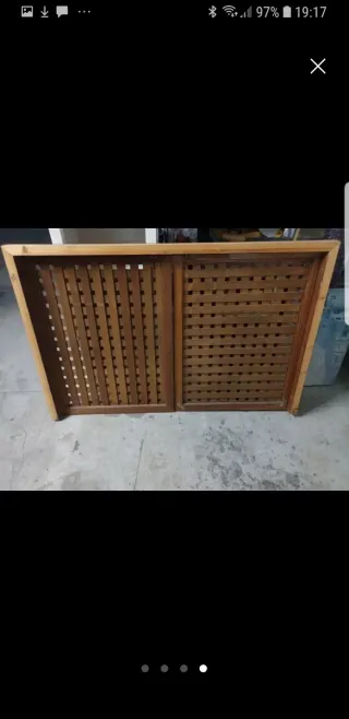 2 puertas frontales de madera