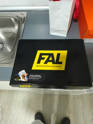 Zapatos de seguridad FAL Patrol low gtx negros