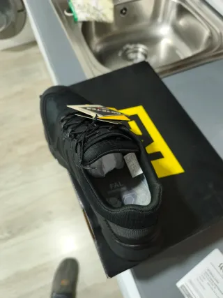 Zapatos de seguridad FAL Patrol low gtx negros