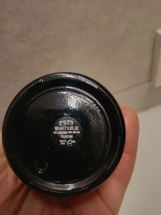 Frasco de perfume Boss vacío