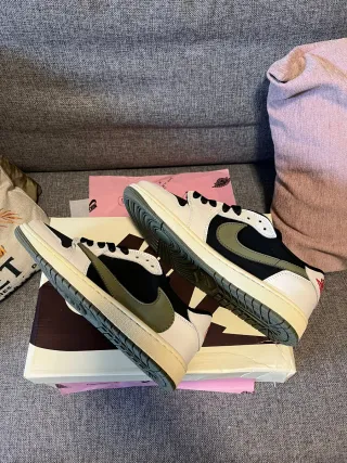 Nike x Travis Scott Olive Green