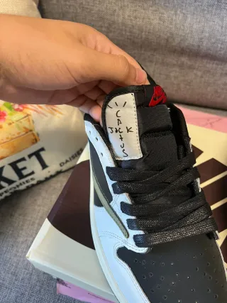 Nike x Travis Scott Olive Green