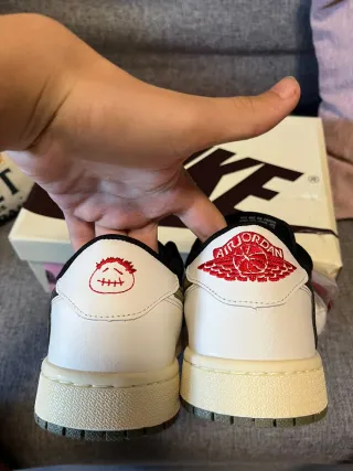 Nike x Travis Scott Olive Green