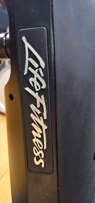 Bicicleta Spinning Life Fitness IC4