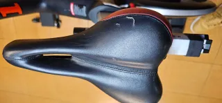 Bicicleta Spinning Life Fitness IC4