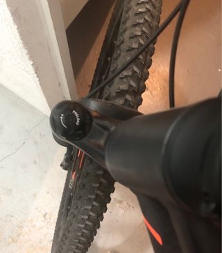 Bicicleta Rockrider Negra solo venta en persona.