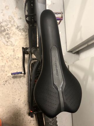 Bicicleta Rockrider Negra solo venta en persona.