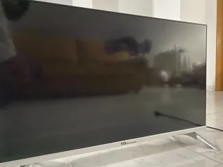 Televisión TD Systems Negra en muy buen estado