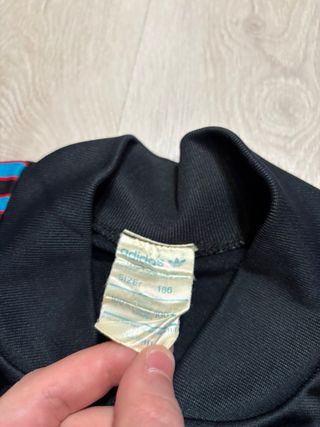 Chaqueta Adidas Vintage 80s/90s Negra y Turquesa