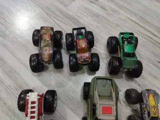 Juguetes Monster Truck (2 unidades)