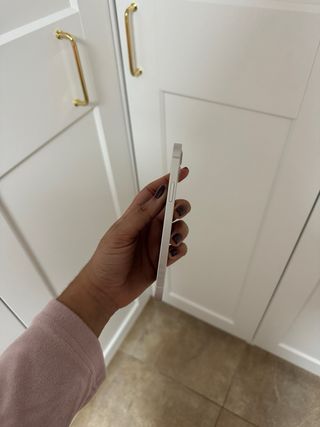 iPhone 12 Rosa/ blanco.