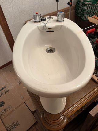 Bidé Bellavista antiguo porcelana