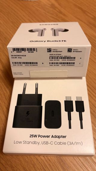 Samsung Galaxy Buds3 FE + Cargador 25W Precintados