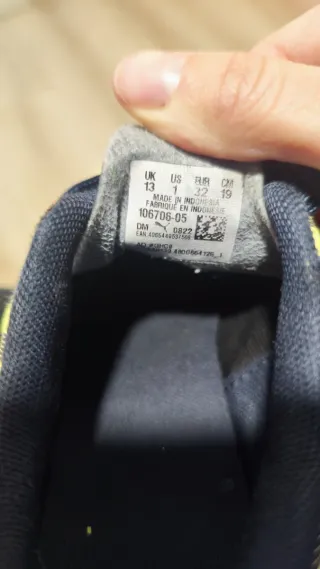 Botas de fútbol Puma amarillas