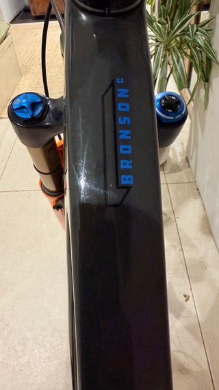 Santa Cruz Bronson C 2023