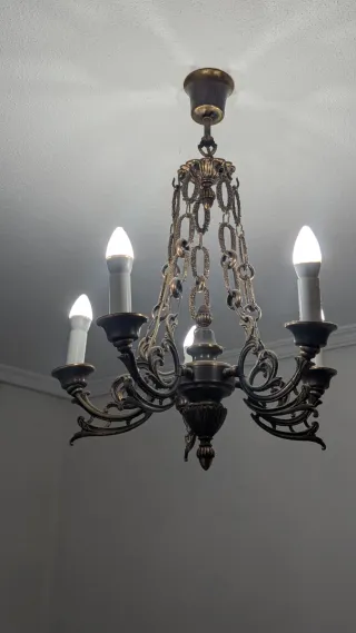 LÁMPARA ORIGINAL MARINER: TULIPAS Y CÚPULA CENTRA