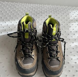 Botas de montaña Quechua impermeables