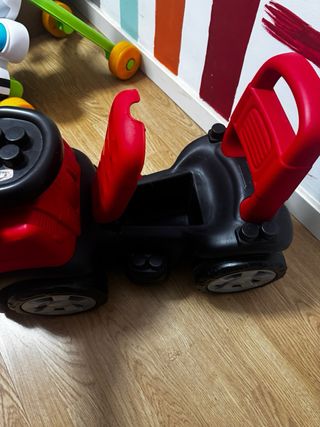 Correpasillos camión con cofre (1-3 años)