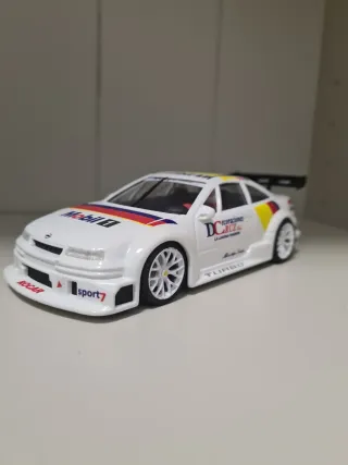Scalextric opel Calibra ninco
