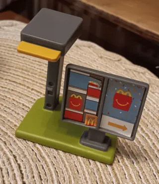 Juguetes McDonald's Miniaturas con regalo