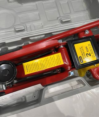 Carrello idraulico sollevamento auto  2 T