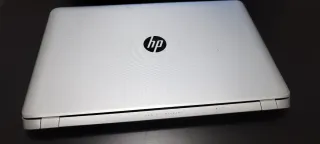 Portátil HP Negro y Multicolor