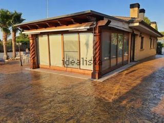 Venta de Casa en Urbanización Los Conejos (Molina)