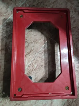 Carretilla de descarga roja