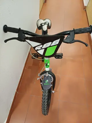 Bicicleta iniciación, 3 a 6 años.17 pulgadas