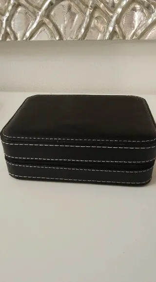 Custodia 4 orologi ecopelle nera zip