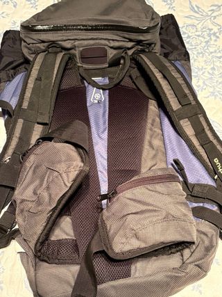 Mochila Quechua Bionnassay 32L Gris y azul