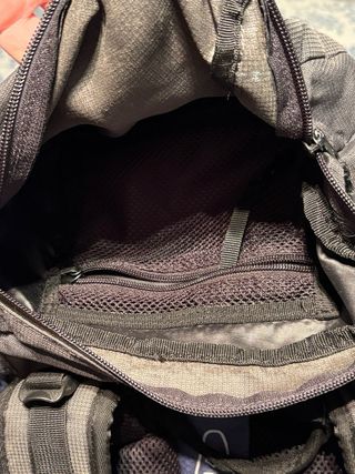 Mochila Quechua Bionnassay 32L Gris y azul